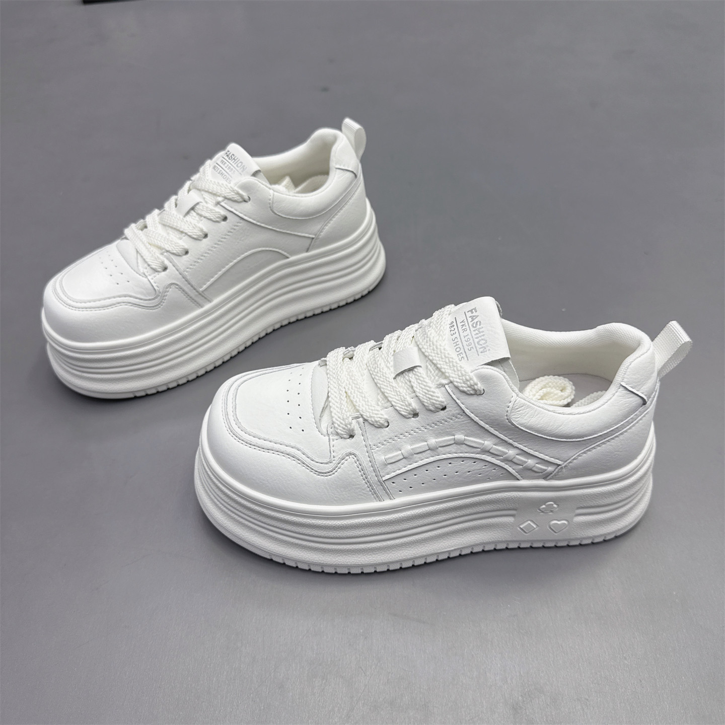 真皮女鞋厚底增高5CM小白鞋2026春新款百搭松糕板鞋小众休闲鞋潮