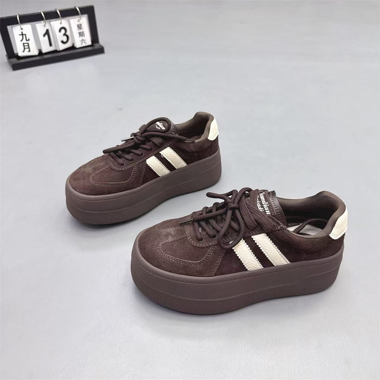 真皮女鞋厚底增高6CM拼色德训鞋2026春新款圆头双鞋带面包鞋板鞋,女鞋,德训鞋,淘宝优惠券,粉丝福利购,淘宝优惠卷