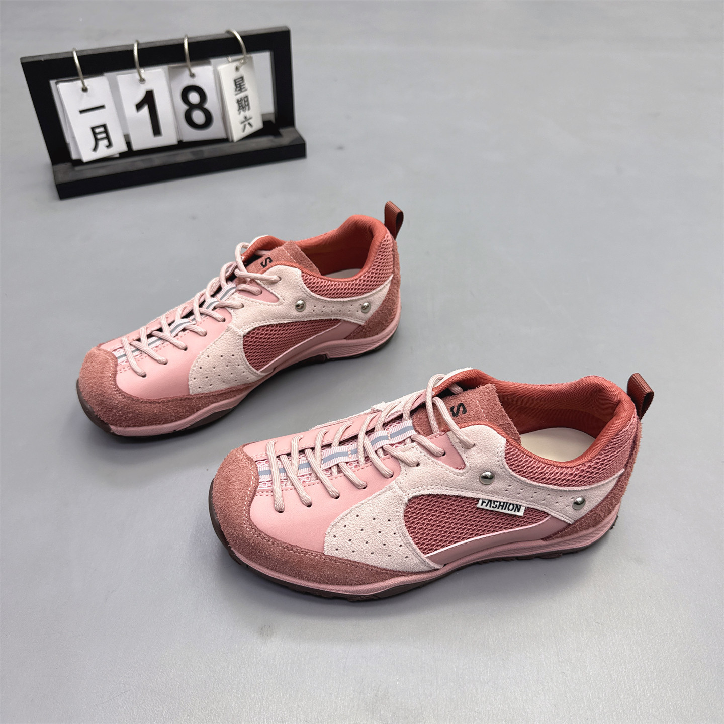 真皮女鞋平底运动丑萌德训鞋2026春新款系带登山健步鞋旅游休闲鞋,女鞋,德训鞋,淘宝优惠券,粉丝福利购,淘宝优惠卷