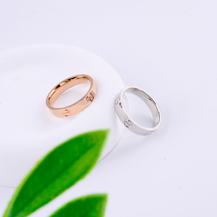 Love系列情侣对戒不锈钢素圈戒指女闭口精致轻奢跨境新款饰品