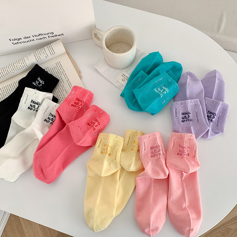 黑白袜子女短筒纯棉春夏季薄款糖果色字母运动ins潮破洞乞丐短袜
