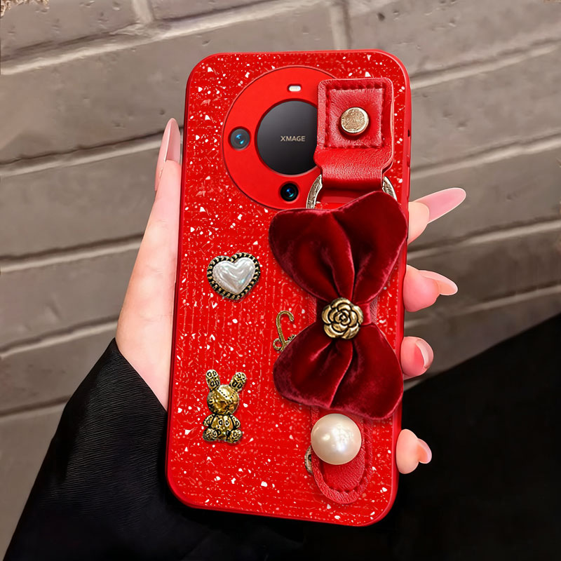 2026马年新年款，磨砂光闪皮，防摔耐磨