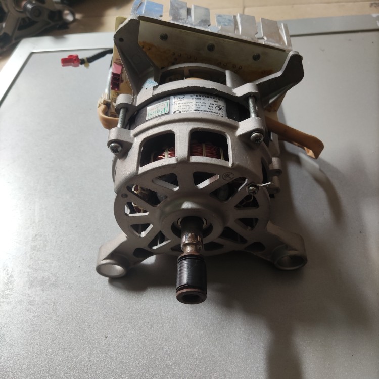 三洋XQG65-F1029BS DG-F6026BS 60311BCG洗衣机变频电机XD-B 370W