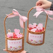 38女神节快乐手提藤编花篮蛋糕装 扮 饰三八女王节妈妈节日烘焙装
