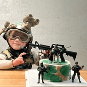 儿童生日蛋糕装 饰特种兵男孩小战士迷彩服军人模型摆件烘焙配件