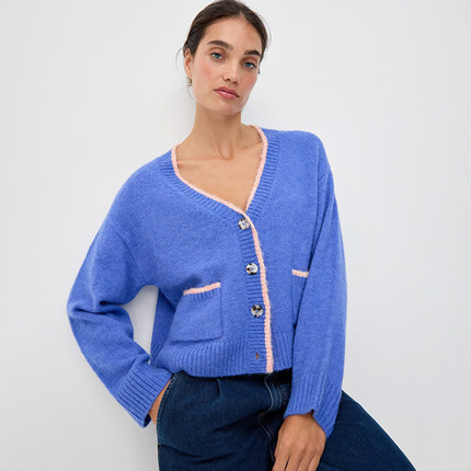 英伦美学OB 女款 撞色饰边V领落肩宽松针织开衫 D601