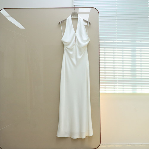 加拿大PF 女款 挂脖深V露背长款礼服连衣裙  G562