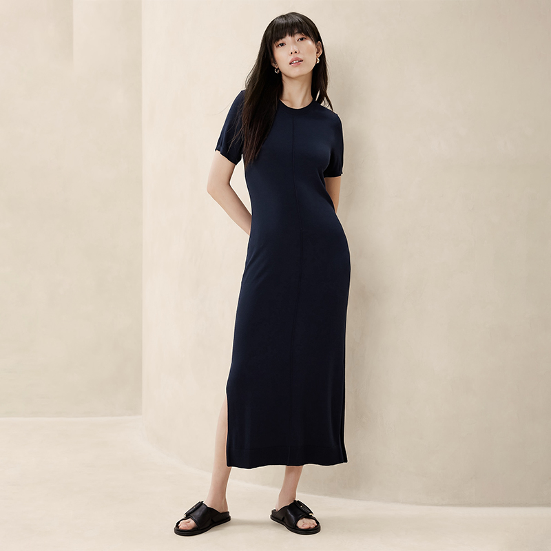 美系蕉国BR 女款  简约下开衩圆领短袖针织连衣裙 9965