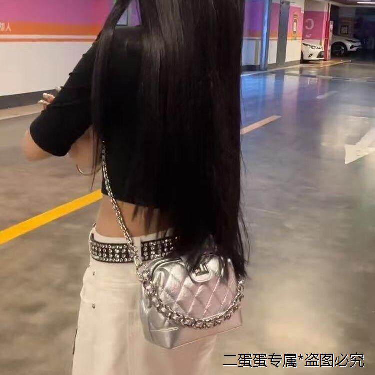 轻奢菱格绣线链条手提包女2025新款潮精致夹子包贝壳包单肩斜挎包