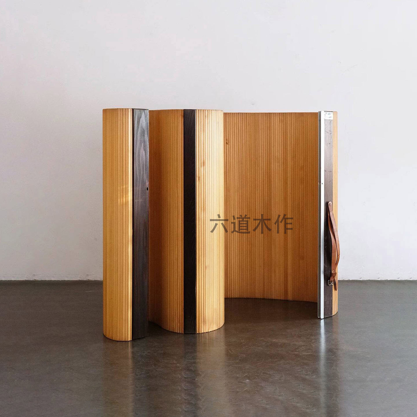 中古风实木屏风隔断客厅入户玄关遮挡装饰柜复古折叠屏风定制