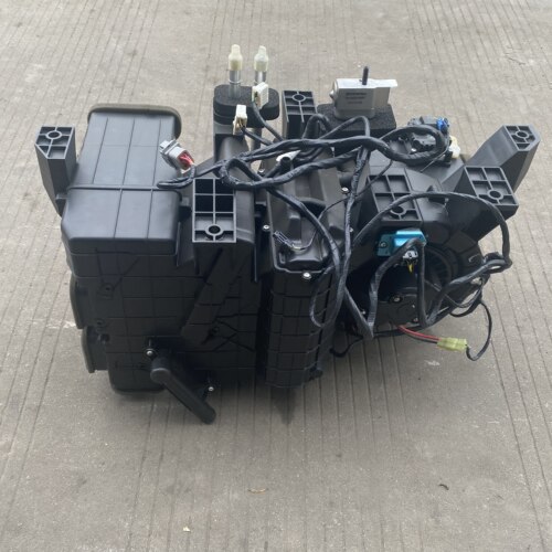 现代HX220 HX260 HX300 HX360 HX380挖机配件原装蒸发箱1K6-91402