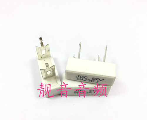 5W22RJ 全新陶瓷 音频水泥电阻 插片型 5W22欧 精度5% 脚距：15mm