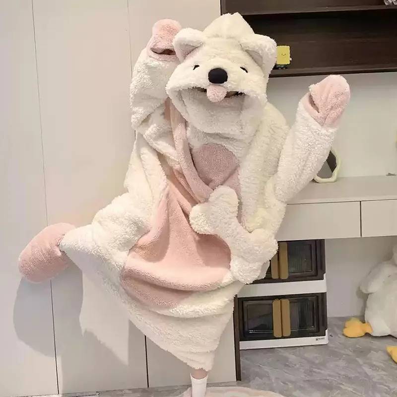 珊瑚绒睡衣女冬季加厚保暖卡通可爱北极熊睡袍连帽搞怪沙雕家居服