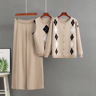 跨境秋冬时尚休闲套装宽松毛织开衫上衣+背心+休闲直筒裤三件套女