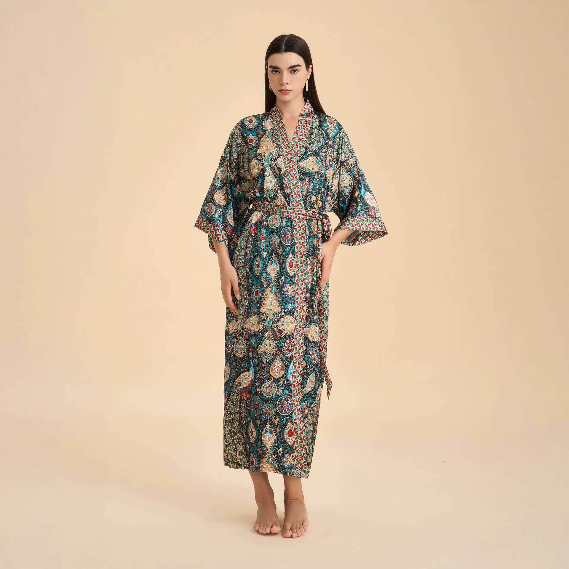 耀婷欧美跨境缎面长袖睡衣长款宽松和服睡袍女士印花家居服WP3982