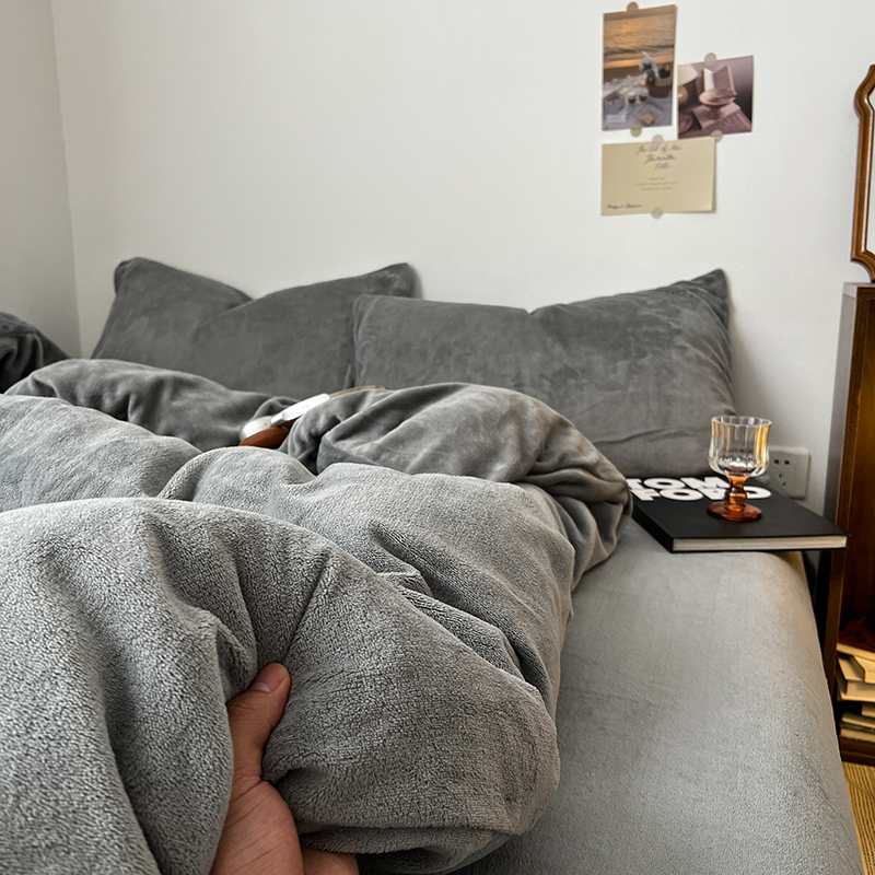 A类牛奶绒被套四件套床上用品被罩床单加厚珊瑚绒保暖三件套床笠4