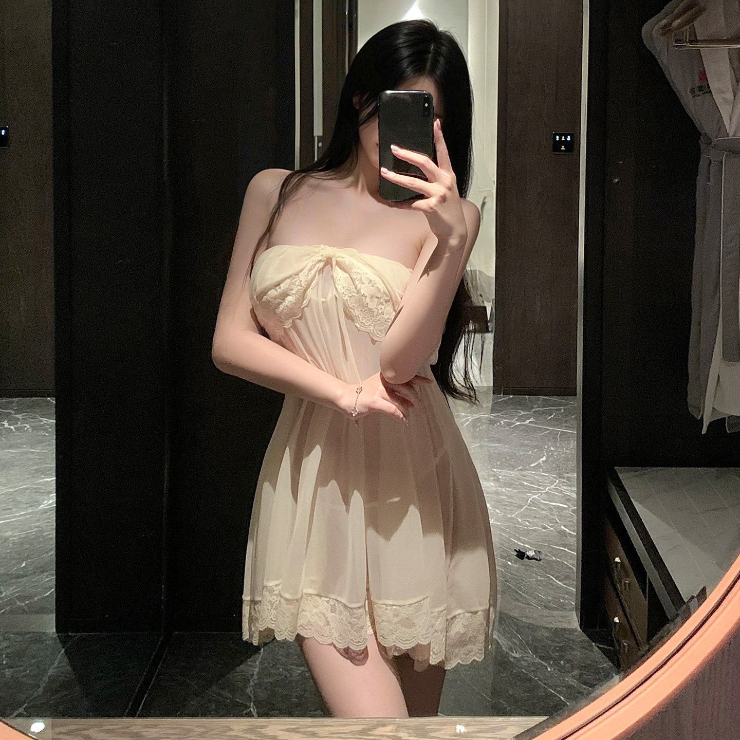 性感深V领蕾丝睡裙女款露背显瘦短裙情趣睡衣独特绝美床上氛围感
