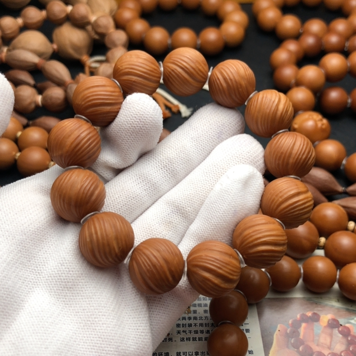 1.6定风珠铁核同轴正圆光珠手串