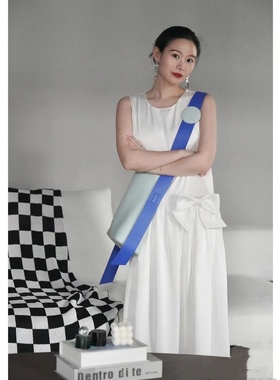 清仓！ODD PAGES白色圆领可拆卸蝴蝶结抽褶无袖三醋酸连衣裙