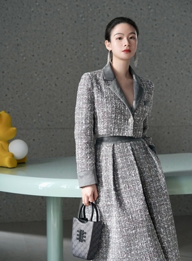 清仓！ODD PAGES 法式黑色灰色小香风丝绒拼接短款外套西装半身裙