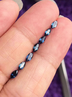透亮火彩闪浅蓝色山东天然无烧蓝宝石裸石马目彩宝戒面2*4-3*6mm