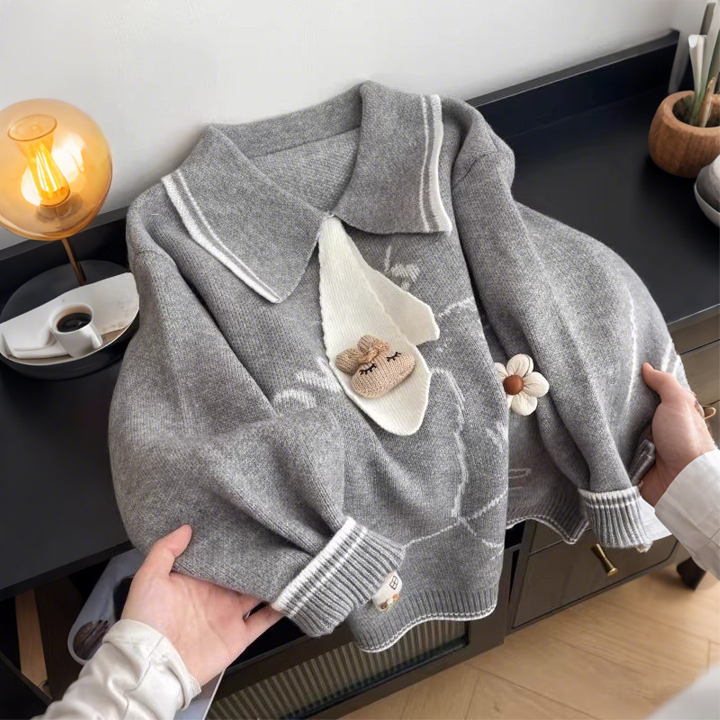 大码女装胖mm卡通设计感翻领针织衫女宽松显瘦慵懒风减龄毛衣上衣,女装/女士精品,大码内搭,淘宝优惠券,粉丝福利购,淘宝优惠卷