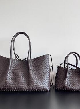 2025早春系列Pinacoteca新款手工编织女大容量牛皮手工单肩托特包