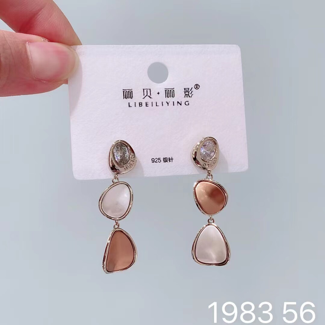 丽系彩色珠光漆银针中古撞色耳钉小众设计感高级秋冬耳饰