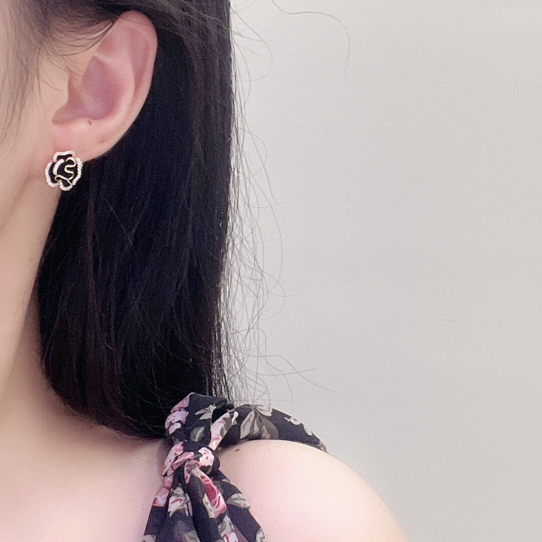 丽贝丽影925银针防过敏时尚休闲锆石山荼花系列耳钉耳扣韩式耳饰