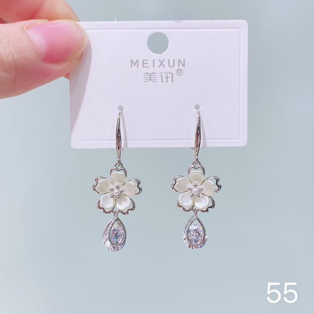 美讯耳饰新款潮时尚气质百搭珍珠锆石吊坠长款流苏耳环女耳钩