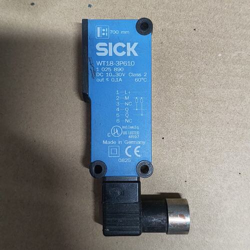 议价SICK光电传感器WT18-3P610德国件成可维修