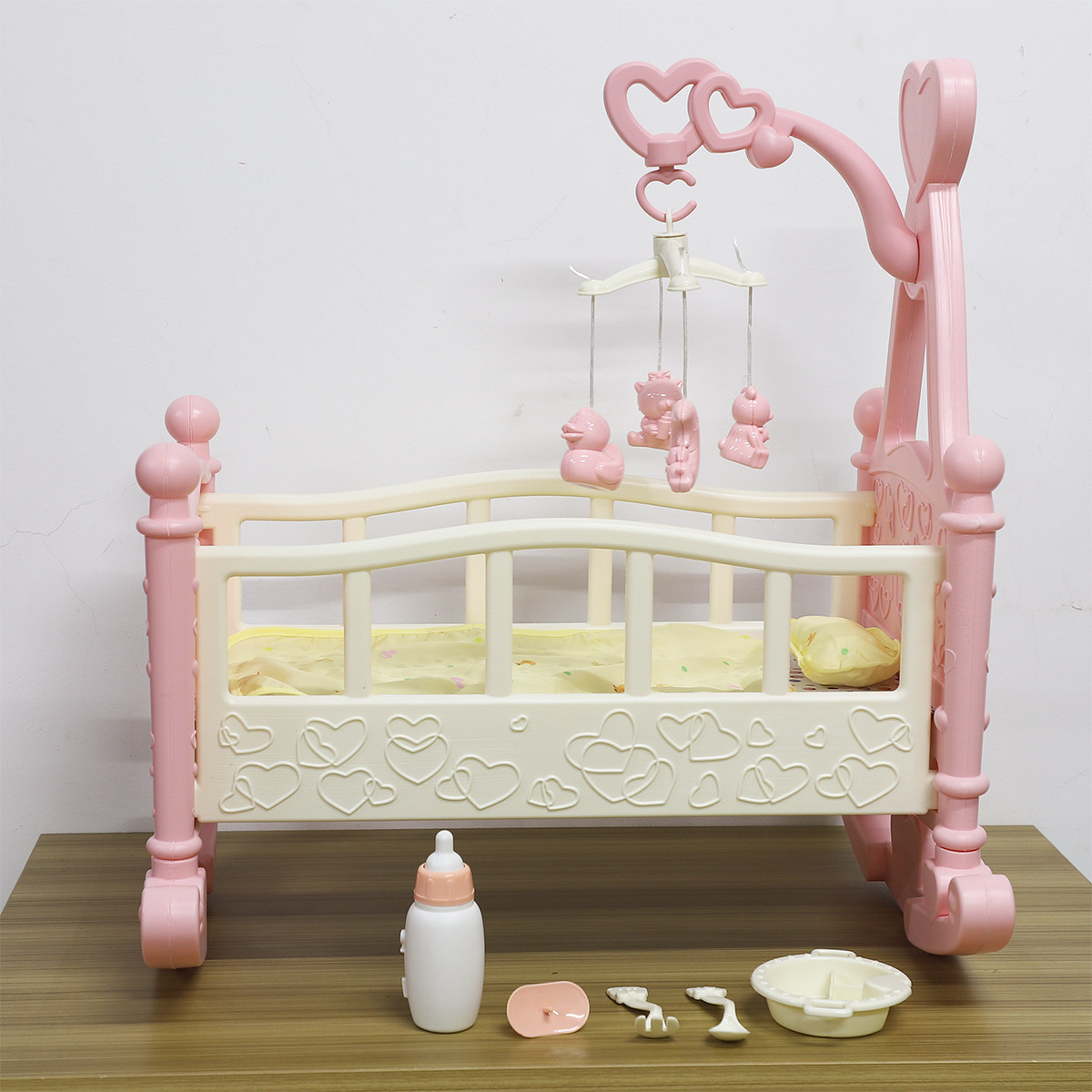 儿童女孩大号过家家玩具床公主娃娃床玩具摇床吊床仿真婴儿床