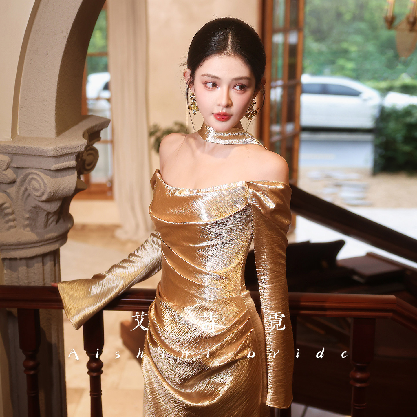 艾诗霓《琥珀》新娘订婚礼服敬酒服一字肩优雅金色晨袍生日宴会裙
