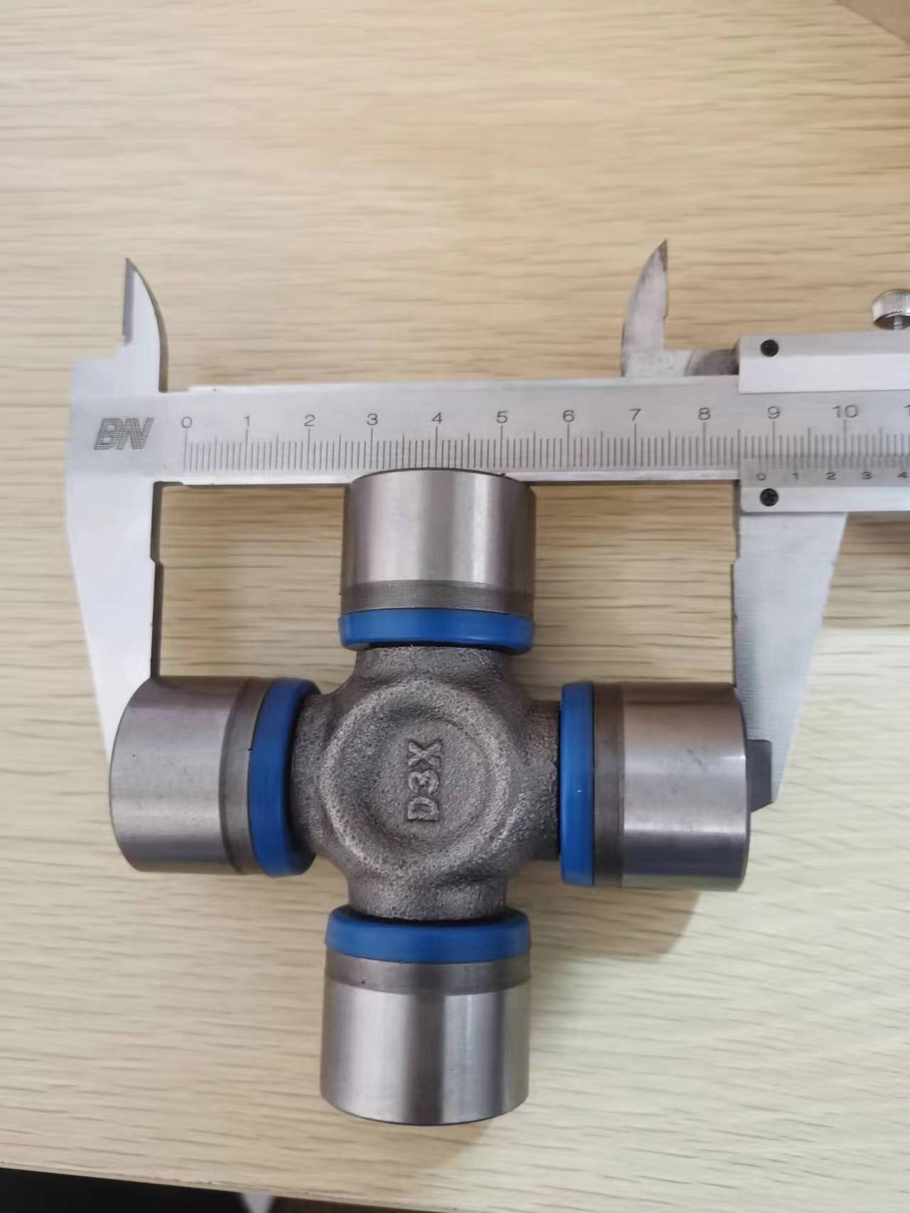 五十铃铃拓汽车十字轴万向节