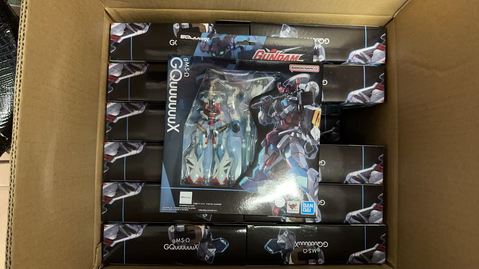 全新现货+万代+跨时之战机动战士GQuuuuuuX红高达G夸克斯军警扎古