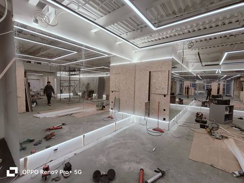 上海市定制5mm超白银镜灯带舞蹈房镜健身房镜子瑜伽房镜子带灯带