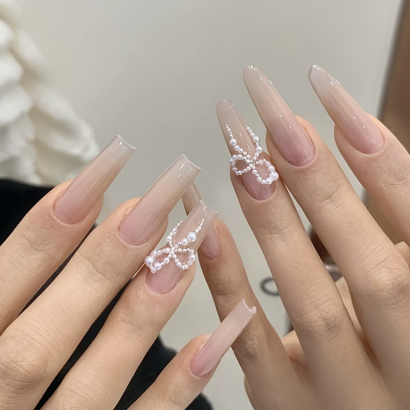 金金酱极简嬛嬛裸色珍珠蝴蝶结美甲手工穿戴甲,彩妆/香水/美妆工具,穿戴甲/甲片,淘宝优惠券,粉丝福利购,淘宝优惠卷