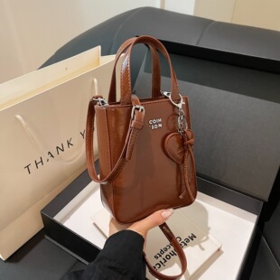 日本ぜいた潮流南风Chio2nd手提包新款 insi油蜡皮高级爱心包洋气