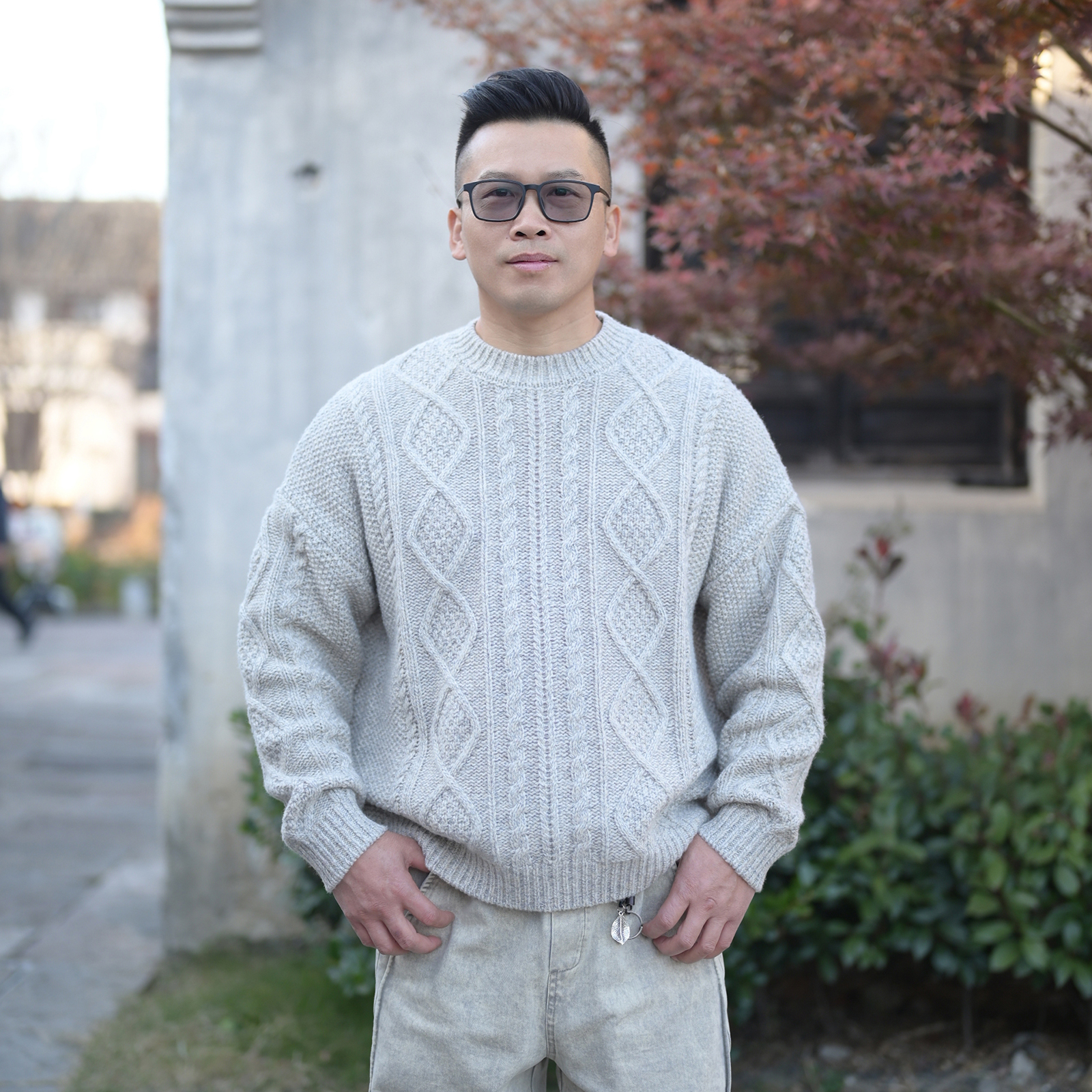 粗针宽松纯羊毛圆领绞花毛衣加厚