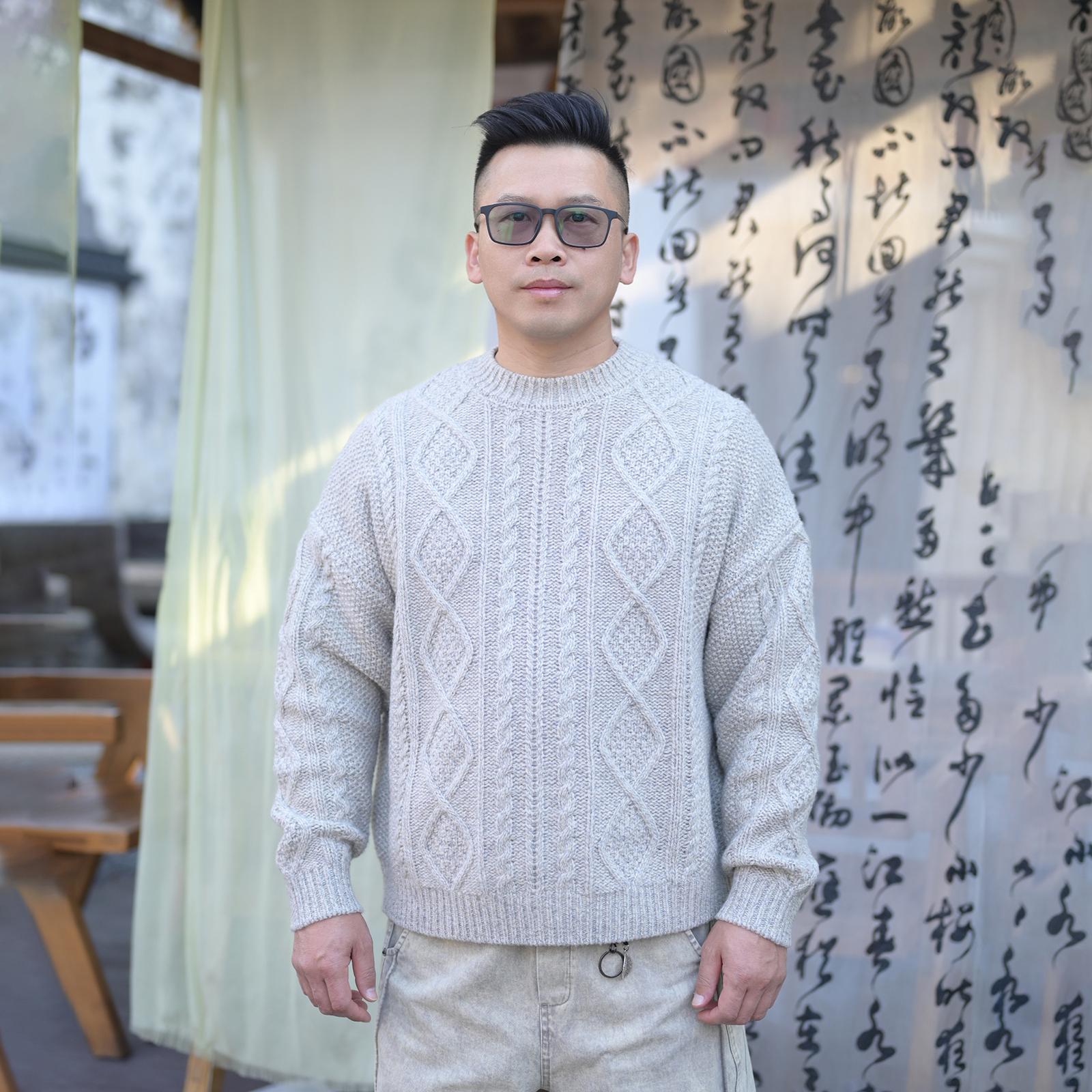 粗针大版纯羊毛圆领绞花毛衣加厚