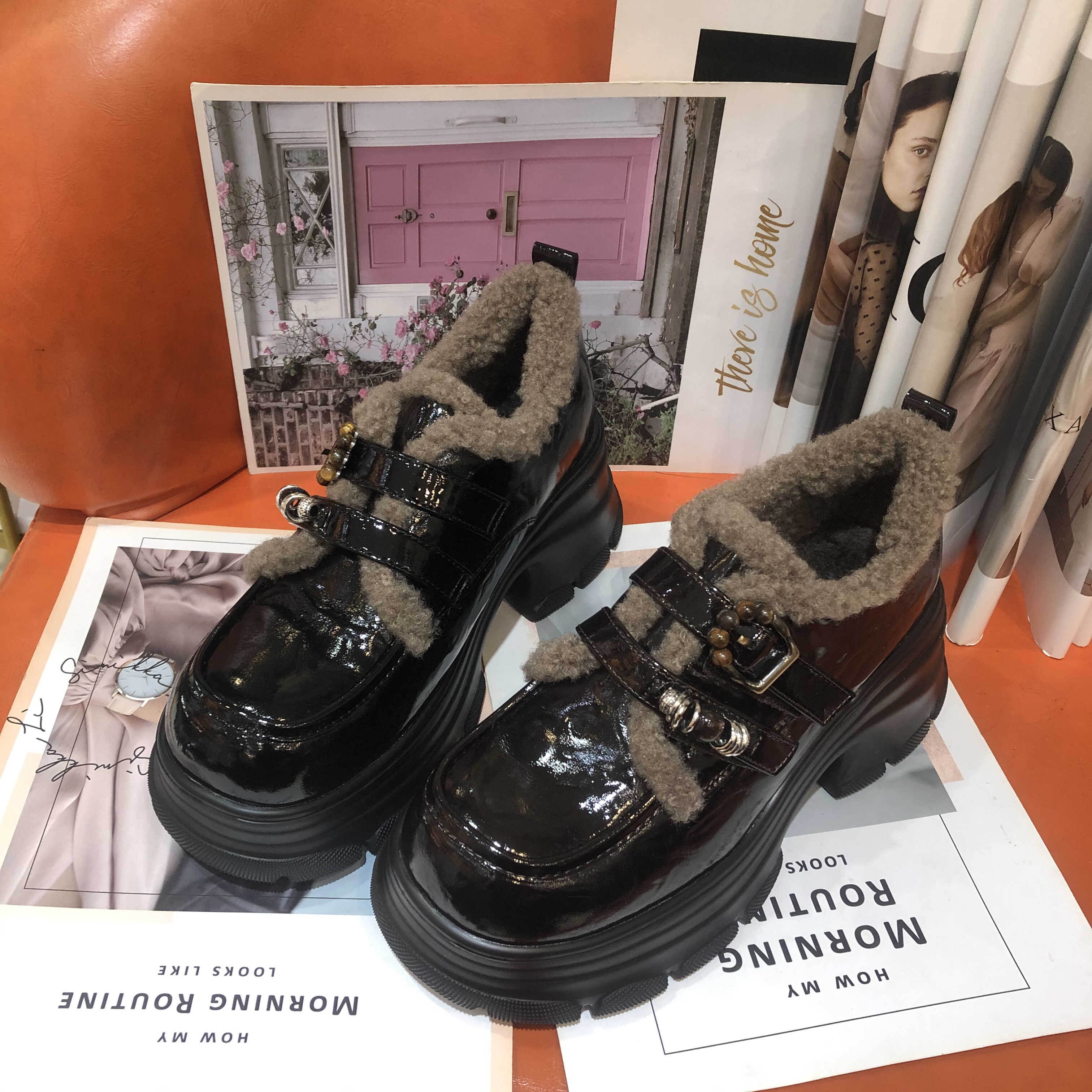 加绒乐福鞋女2025新款时尚厚底圆头女鞋小个子英伦风小皮鞋毛毛鞋