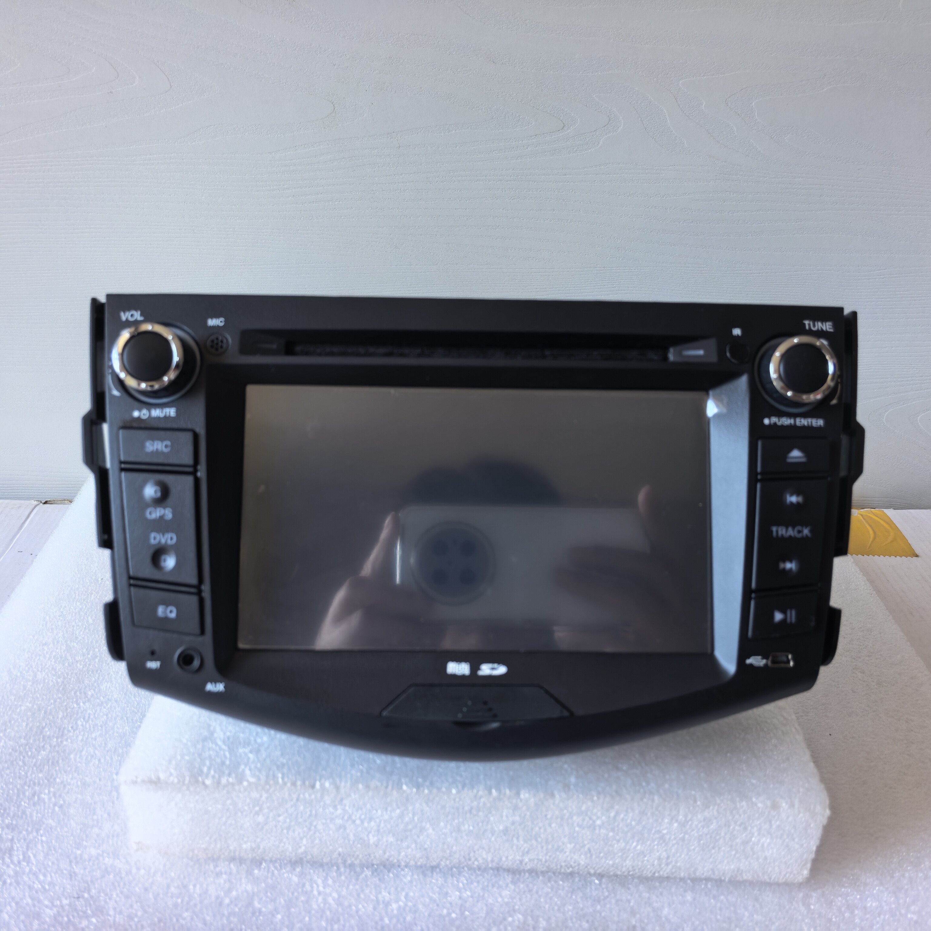 适用丰田RAV4原厂原车风格DVD导航安卓大屏倒车影像记录仪一体机