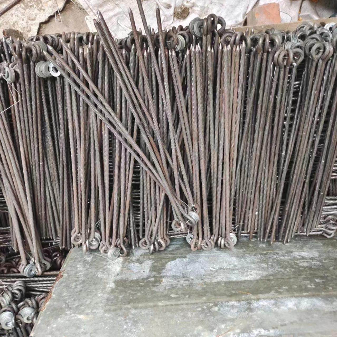 野外露营天幕地钉防风沙滩地插户外帐篷地钉高强度拴羊拴狗地插