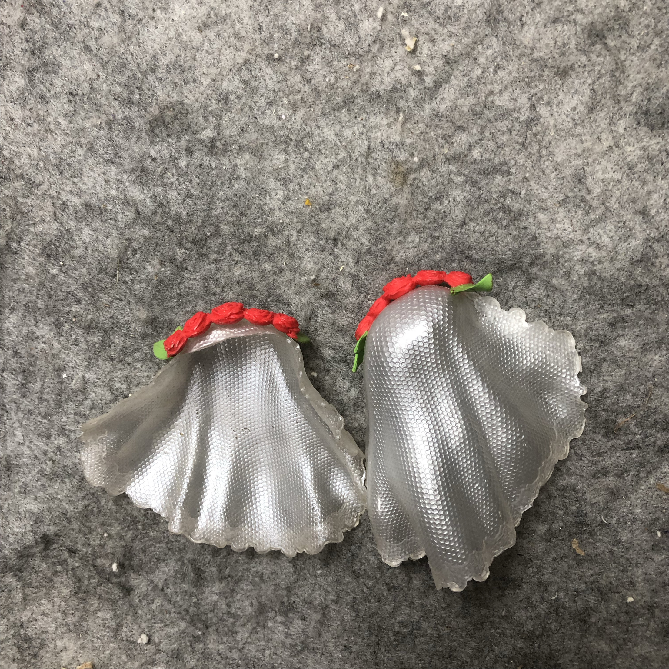 6.9元1个国版手办散货婚纱女孩神野雫头纱配件手办魔改材料