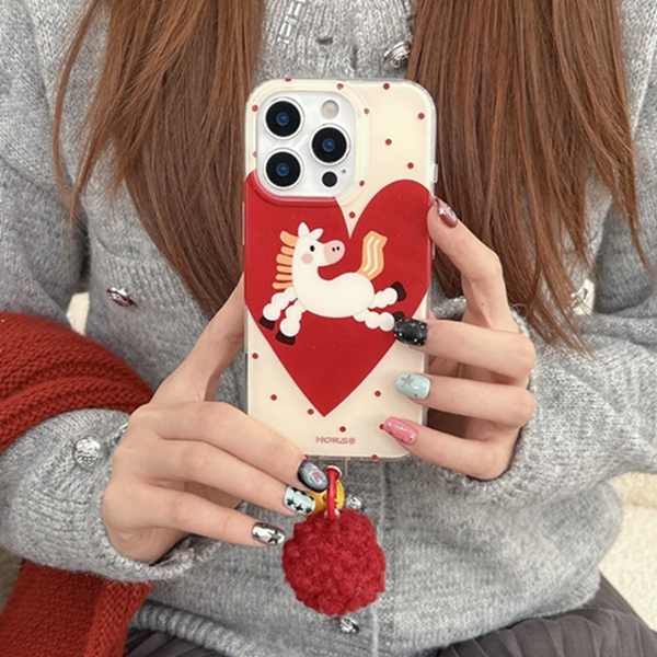 适用iPhone17/16手机壳15/14/13/12苹果x爱心小马1pro铃铛毛球挂件i6/7/8新年红色xr秋冬新款max女5s马年外壳