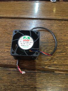 台湾永立40x40x28 小型大风量散热风扇 MGT4012UB-W28C 12V 0.65A
