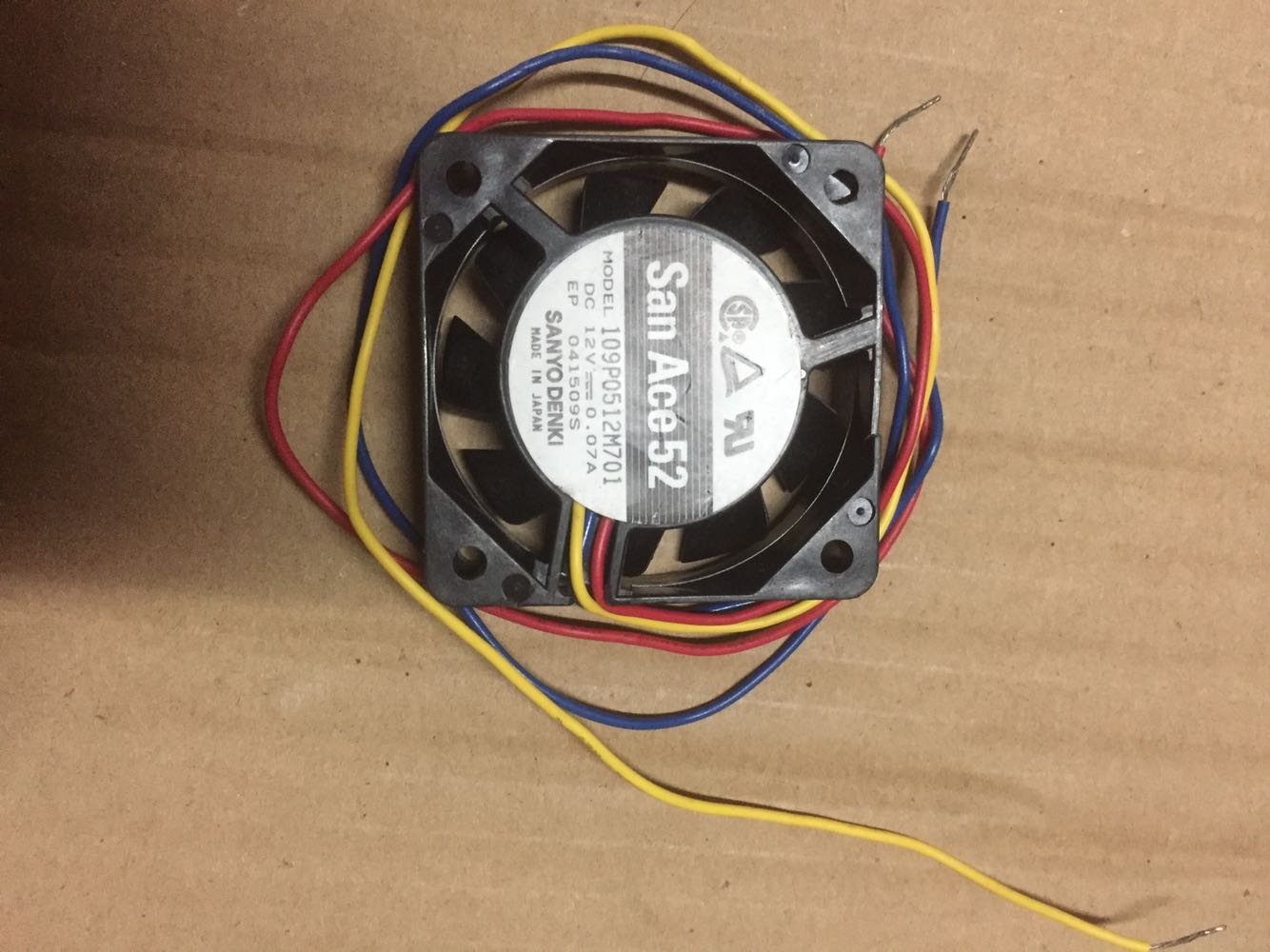 三洋  109P0512M701 12V 0.07A 5x5x1.5CM 5015 散热风扇