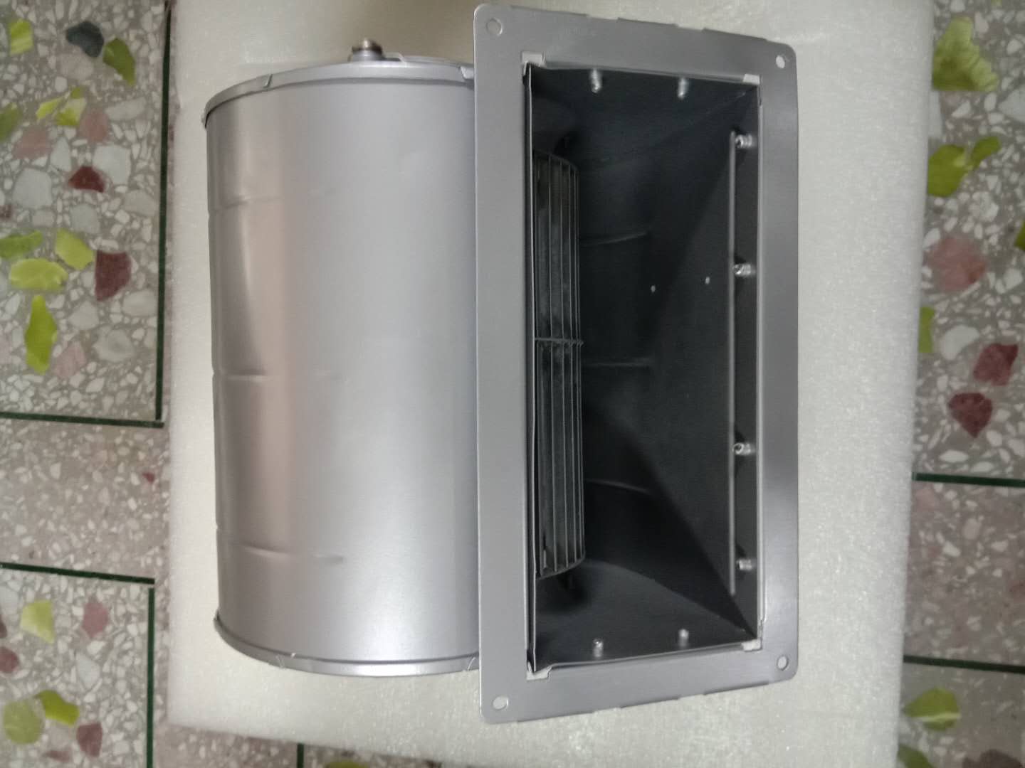 D2D133-AB26-33 D2D133-DB08-27 AC400V 德国papst进口离心风机