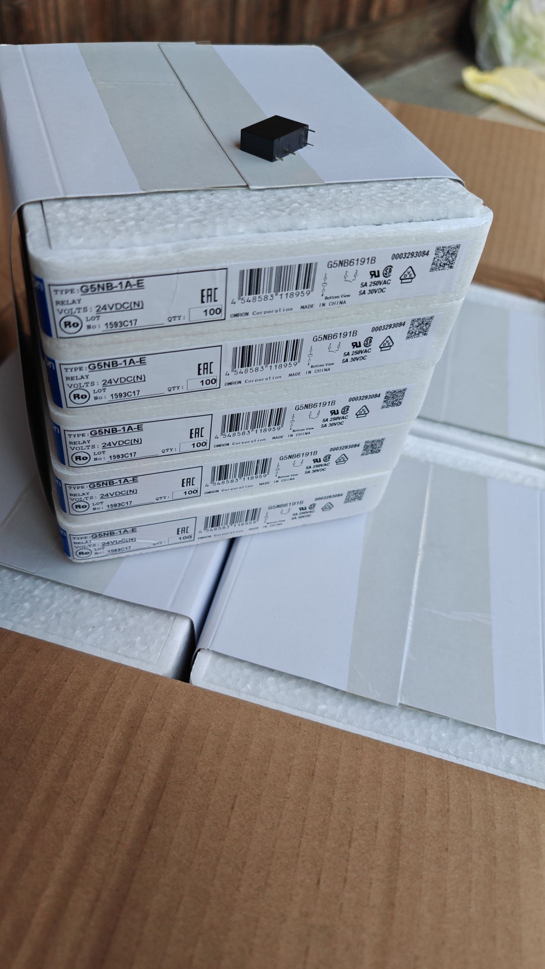 G5NB-1A-E欧姆龙PLC24V继电器