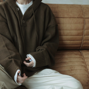 日系中性风百搭宽松套头带帽针织衫 衣疫 茶褐色连帽毛衣